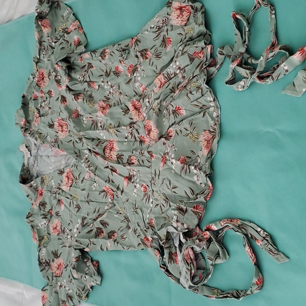 Loft Summer Wrap Top